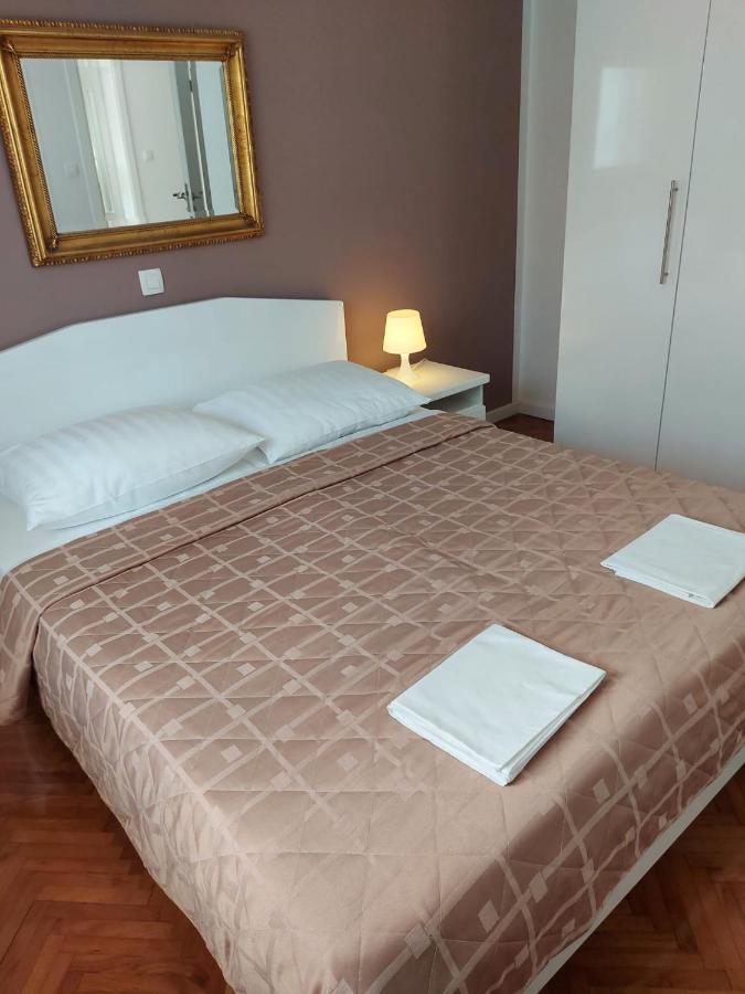 Apartment Lenka Senj  Buitenkant foto
