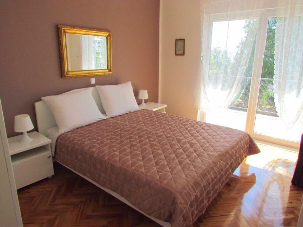 Apartment Lenka Senj  Buitenkant foto